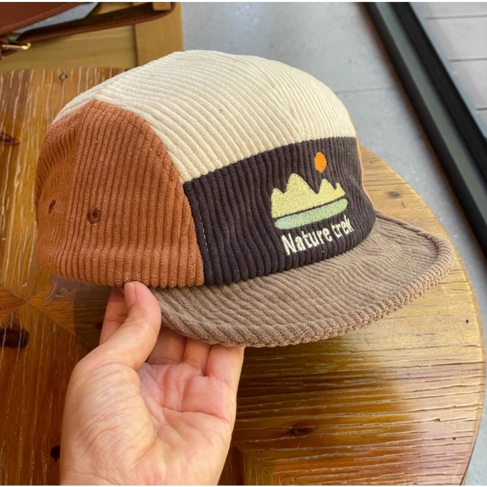 Gorra de 5 Paneles con Visera  - Corduroy Cap 5 Panel reseña y precio